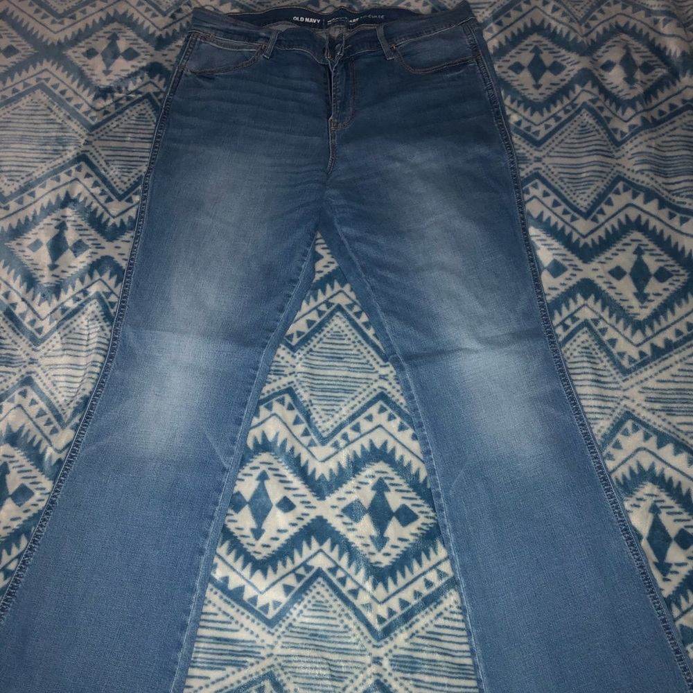 Old Navy Mid-Rise Micro Flare Jeans